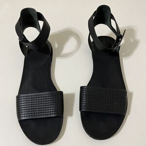 Vince Black Sawyer Leather Ankle-Wrap Sandal Women's Size 9.5